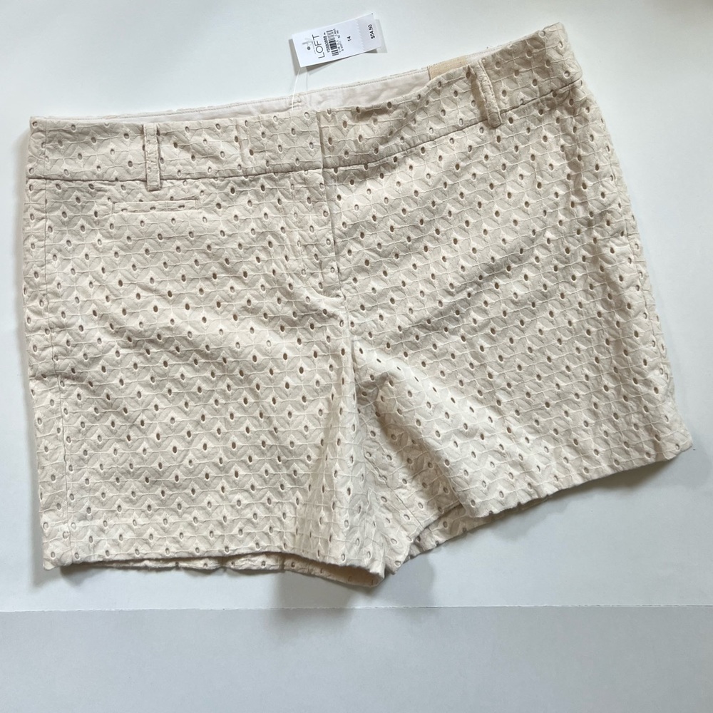NWT Ann Taylor LOFT 6' Inseam Ivory Cream Eyelet Shorts